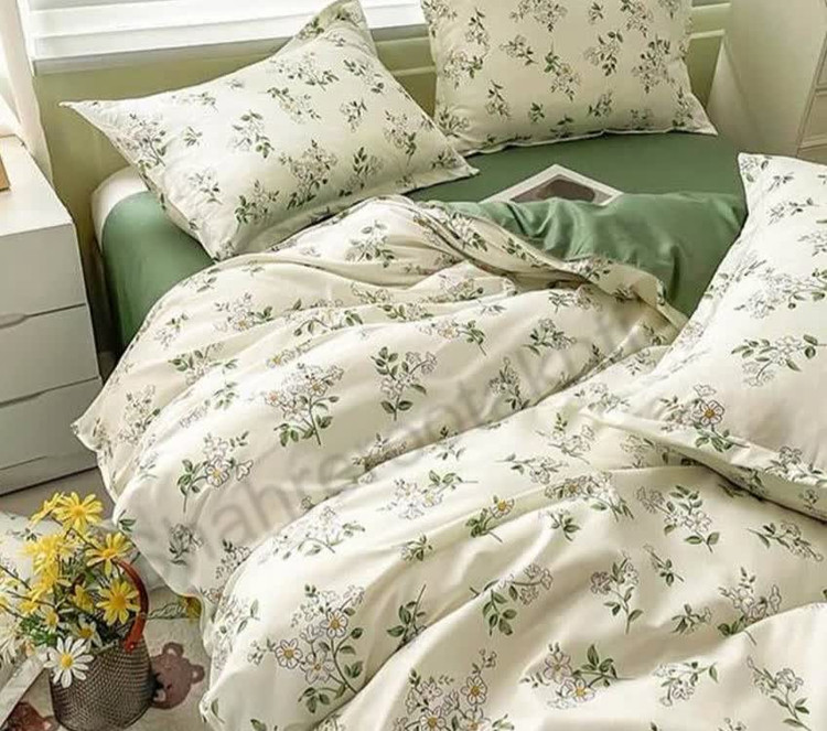 روتختی لاکچری پینترستی چاپی ساده طرح گلدار جنس نخ میکروتنسل